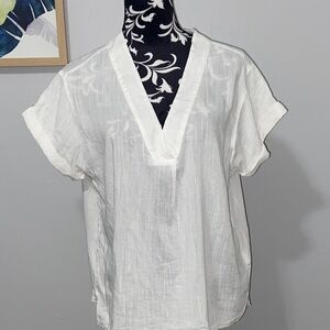 GAP popover v neck blouse NWT